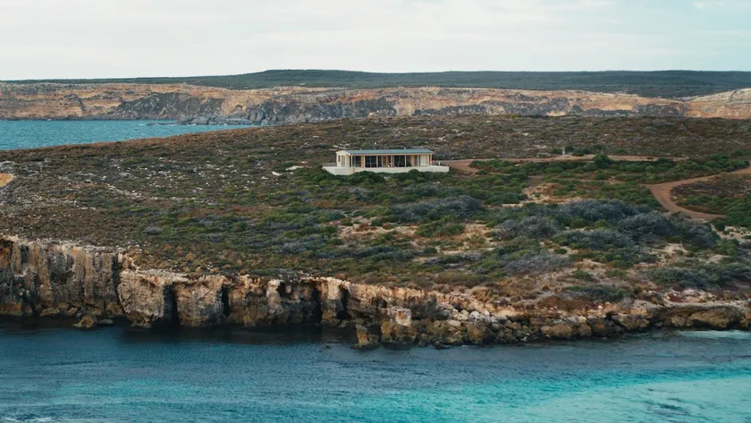 Hanson Bay Cabins - Image 1