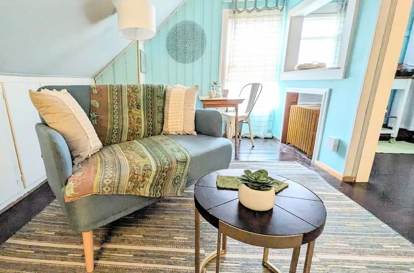 Entire guest floor w/kitchenette. No cleaning fee - Image 1