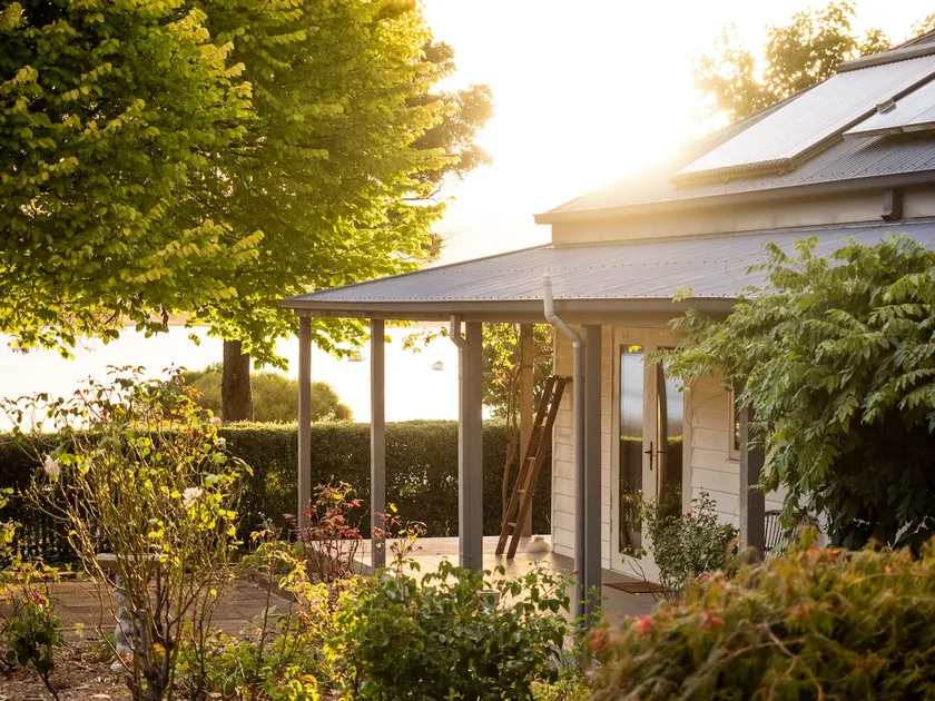 Bon Marché - Country Oasis With River Views - Image 1