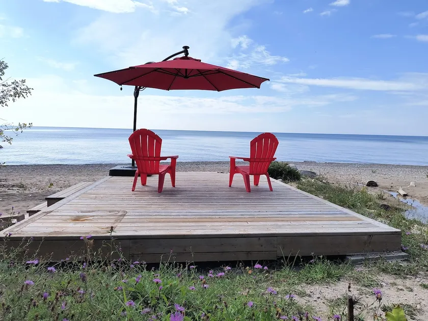 A-frame cottage near Goderich - Image 1