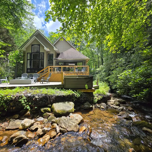 Rushing Water. Hot Tub. Fire Pit. Big deck. WiFi. - Image 1