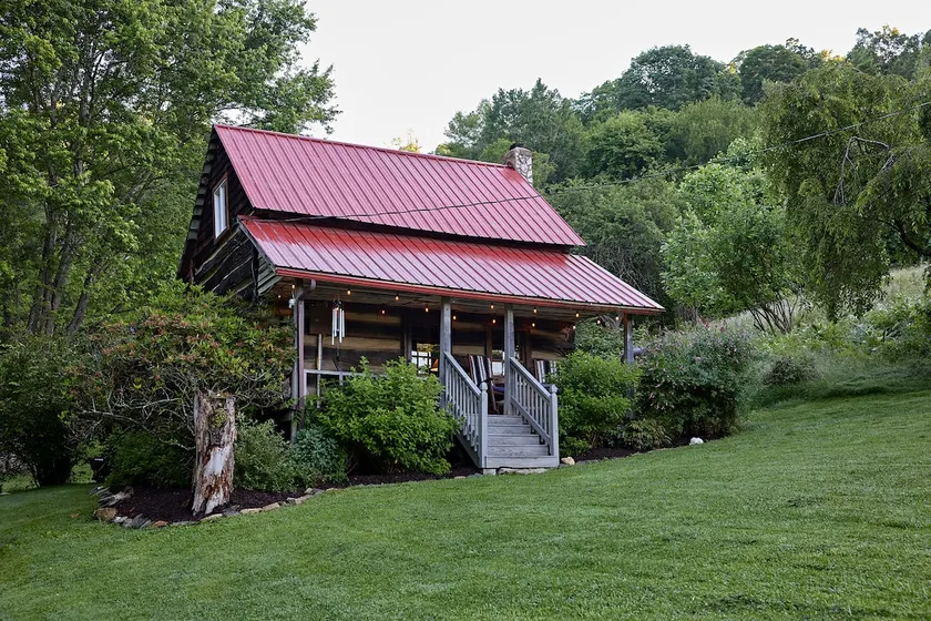 Historic Appalachian Log Cabin on 22 Idyllic Acres - Image 1