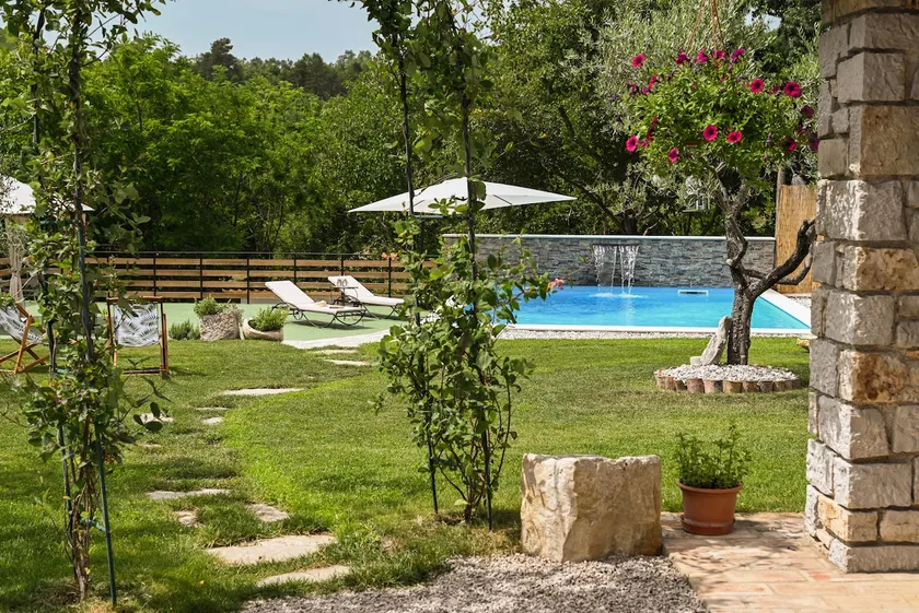 Villa Pucinum - charming 2 bedroom villa with pool - Image 1