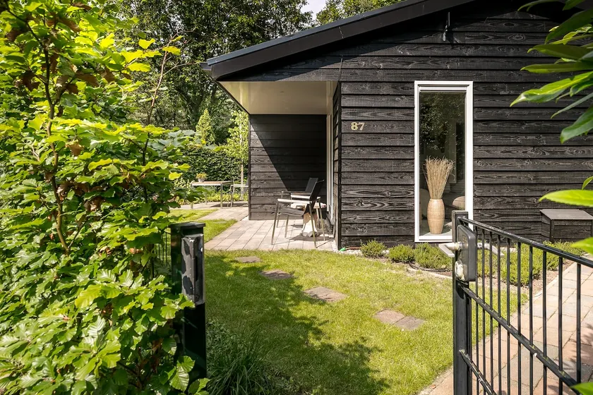 Rustic Veluwe cottage near heath and forest (No. 87) - Image 1
