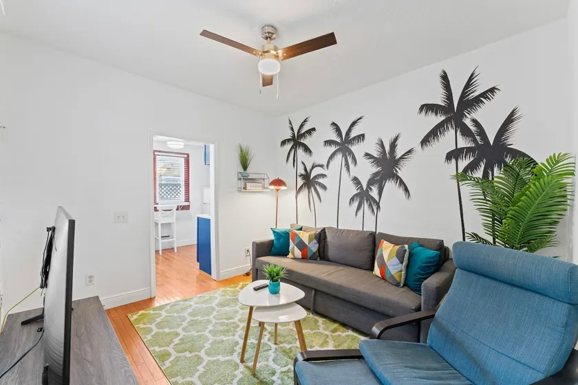 Modern Stay in Historic San Marco - Image 1