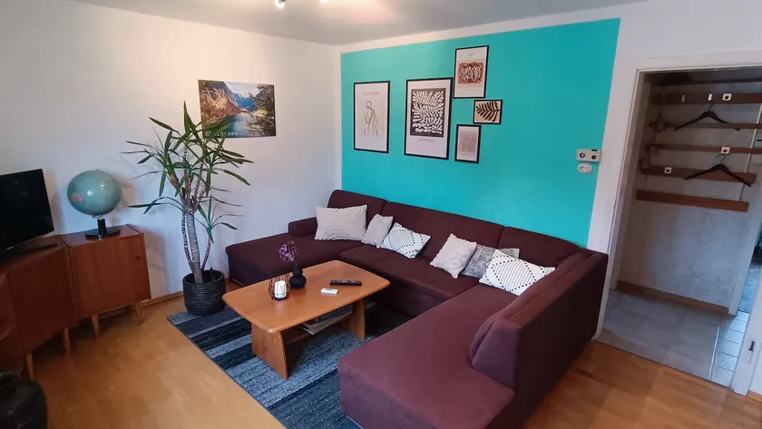 3-room apartment with the charm of the 70s - Image 1