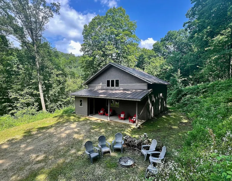 Rustic Cabin retreat in the Driftless area - Image 1