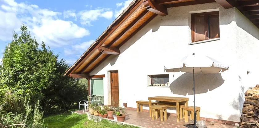 Small house with private garden. Picos de Europa. - Image 1