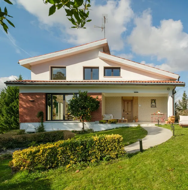 Areitio Etxea - house with private garden - Image 1