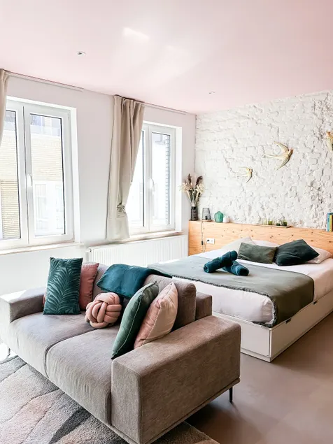Cozy Studio in the Heart of Ostend • Near the Sea - Image 1