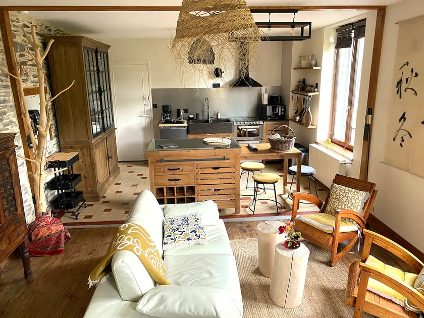 Character cottage in the heart of the village - Image 1
