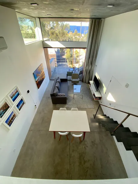 Modern Penthouse -Walk to Everything in Hillcrest - Image 1