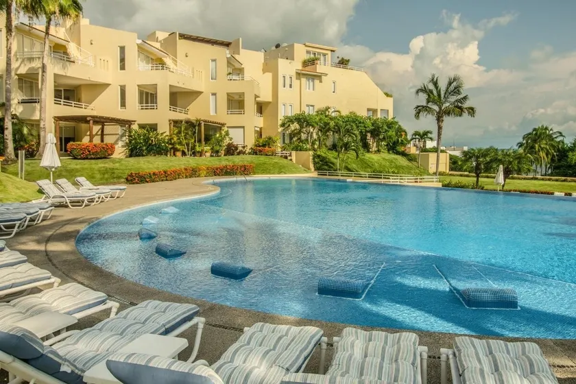Faro de Mita Luxury 3BR Condo - Image 1