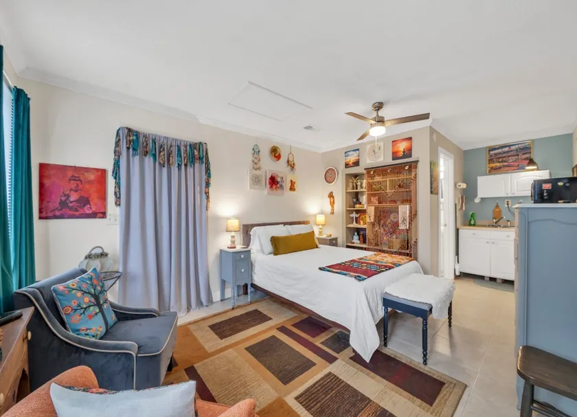 Hippy Beach Retreat, Beach gear, Near 30A, Private - Image 1