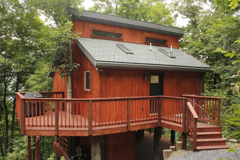”Lost Eden” Raystown Lake, mountain views, hot tub - Image 1