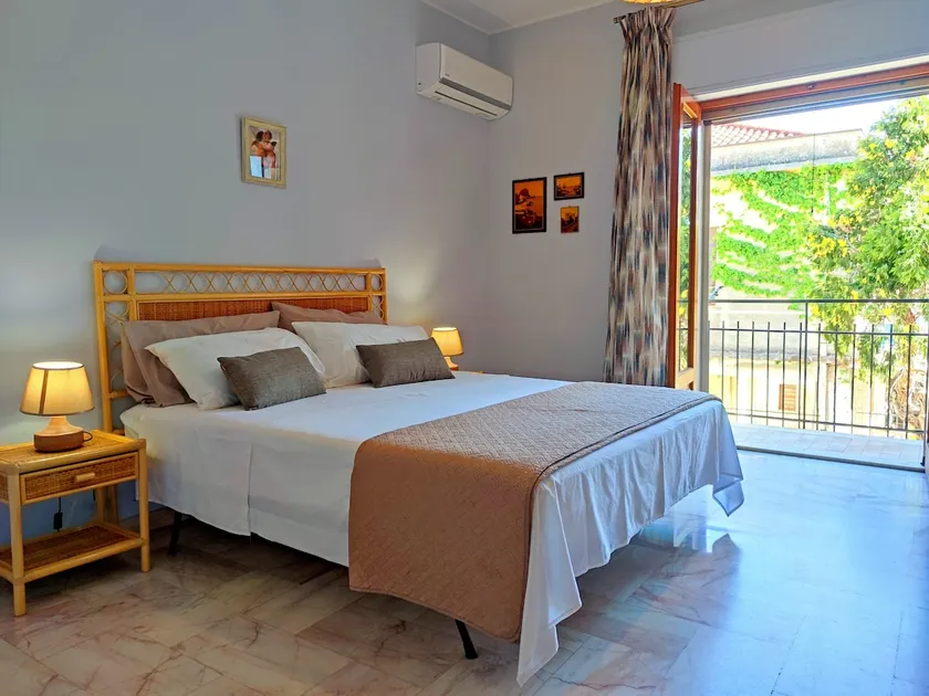 Jana Holidays - Image 1