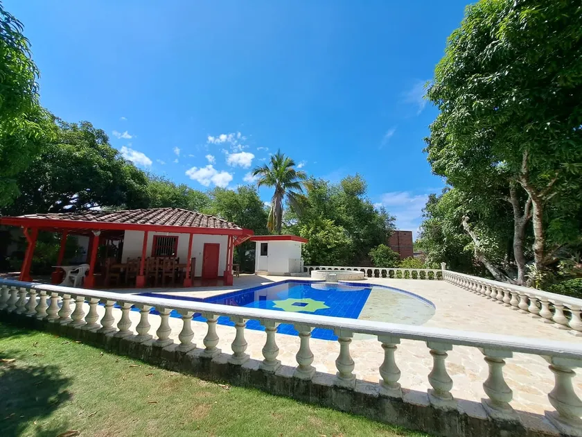 Private Pool - Colonial Estate in Santa Fe - Image 1