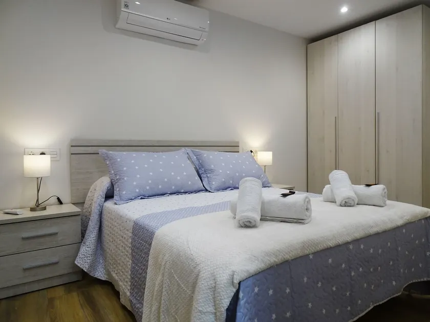 Magnificent apt. with views in the heart of downtown + A/C - Image 1