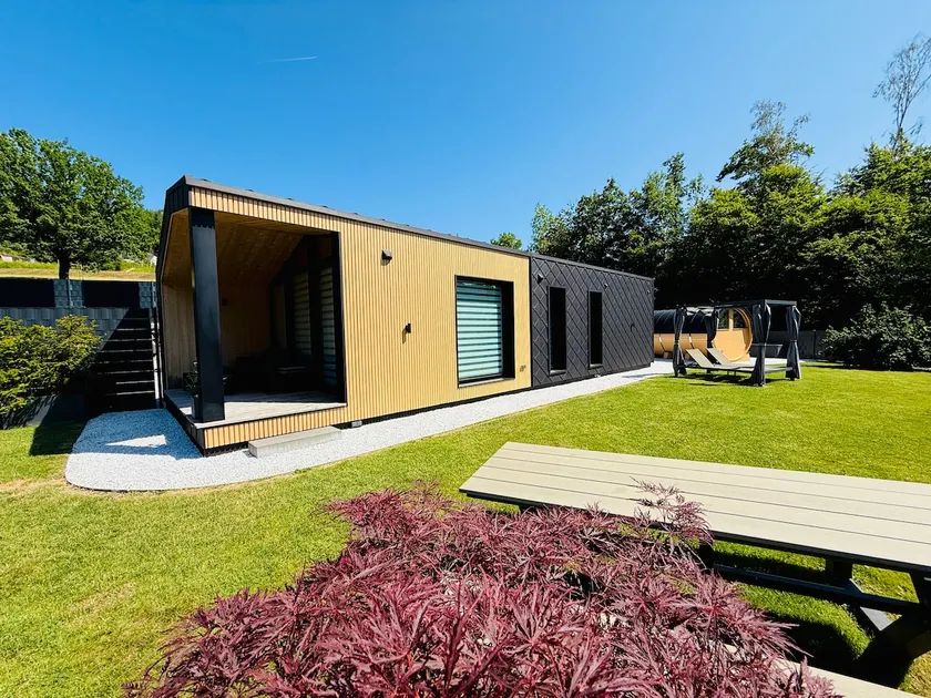 Voralpen Lodge - Vacation home with gym, sauna & hot tub - Image 1