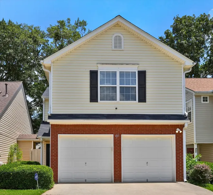 ”Modern Retreat” Private Townhouse - Image 1