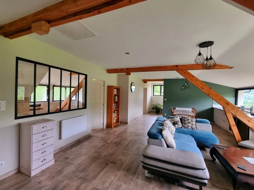 Cozy accommodation with valley views and Jacuzzi - Image 1