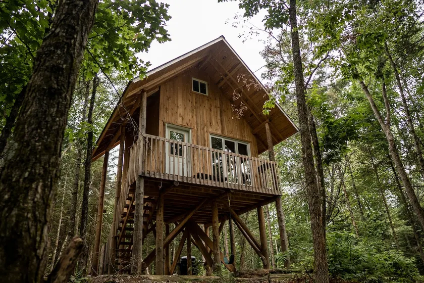 The treehouse, Le Perché - Image 1