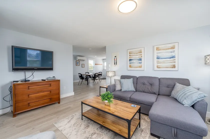 Chez Gail - 1 bedroom with bay views! - Image 1