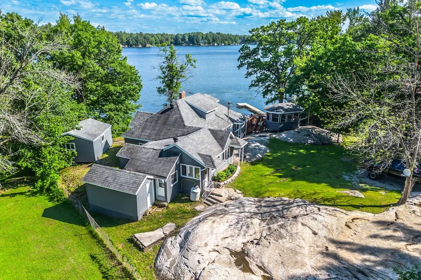 Lake Muskoka Cottage one thousand and one night - Image 1