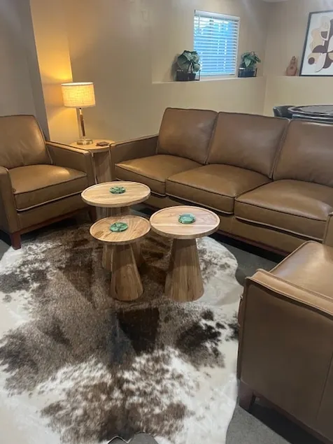 Spacious 4 BDRM, Game Room, 85” TV, Fenced Yard - Image 1