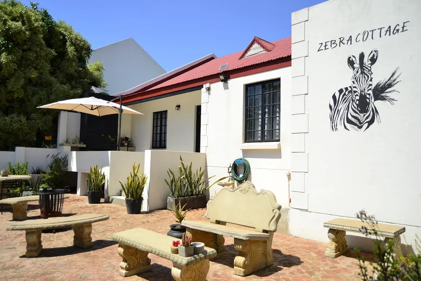 Zebra Cottage - Image 1
