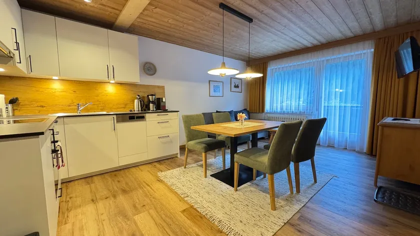 Apartment 210 / Living with Tyrolean charm - Image 1