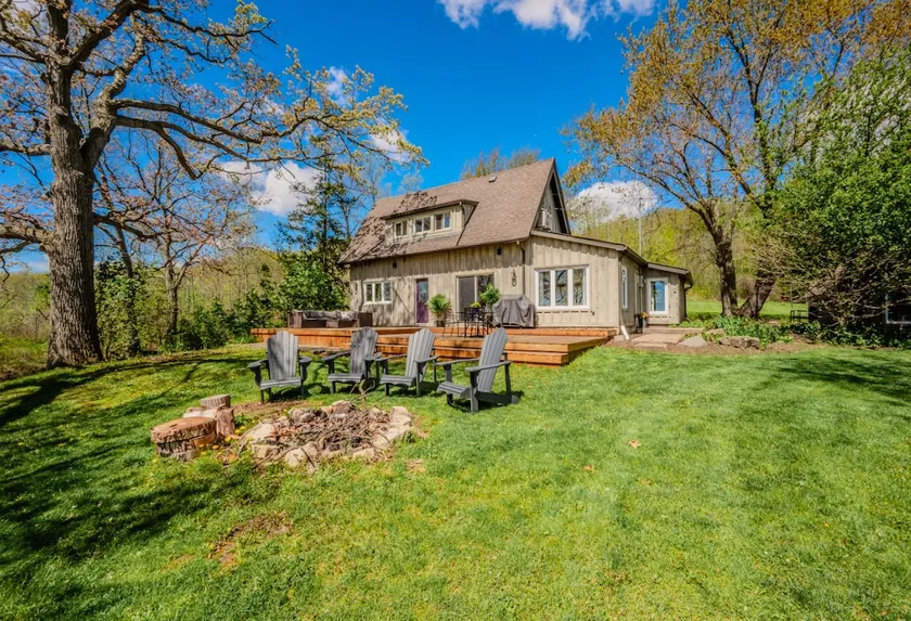 Escape on the Escarpment - 1 Bdrm Home Huge Deck - Image 1