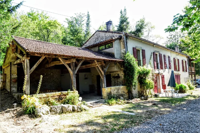 La Douce Étable - \"Les Terrasses de L'insolite\" estate - Image 1