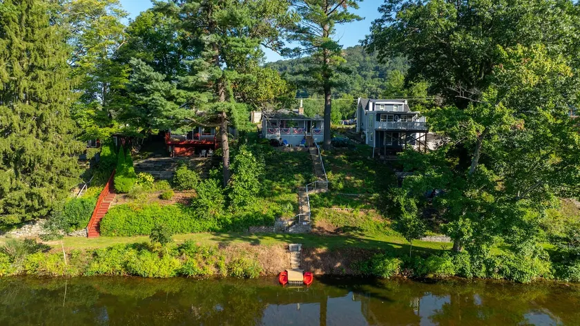 Lakefront cozy cottage... The Cottage on Moon Lake - Image 1