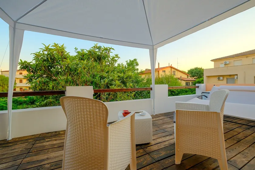 Apartment in the Heart of the City - Image 1