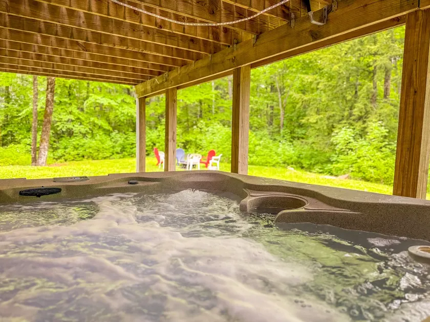 Hot Tub~Wood Stove~FirePit~ Storyland~Diana's Bath - Image 1