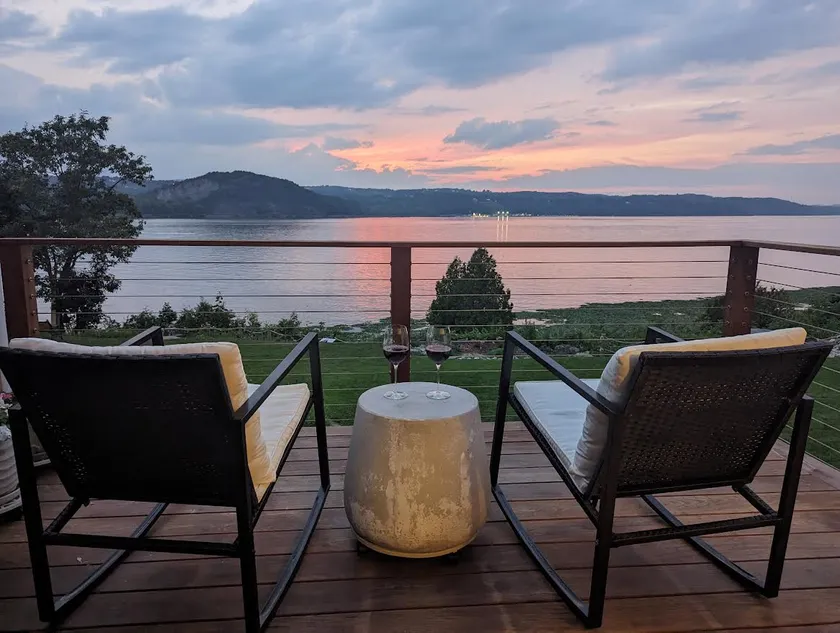 Once in a Lifetime Hudson River Views - Image 1