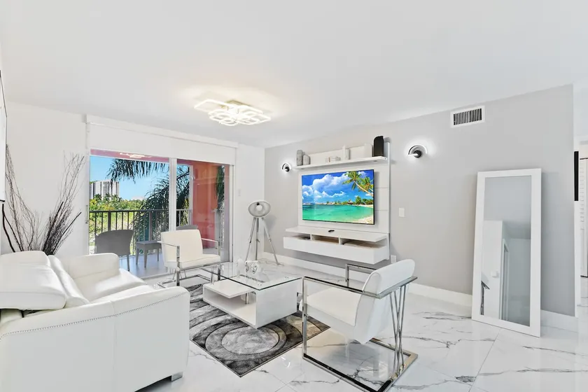 3503 Yacht Club at Aventura Lux 2 Bed 2 Brand New 2021 - Image 1