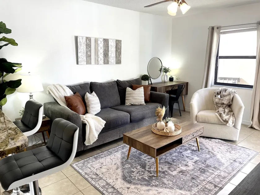 Quaint Lakeview Suite in the Heart of Clermont 39 - Image 1