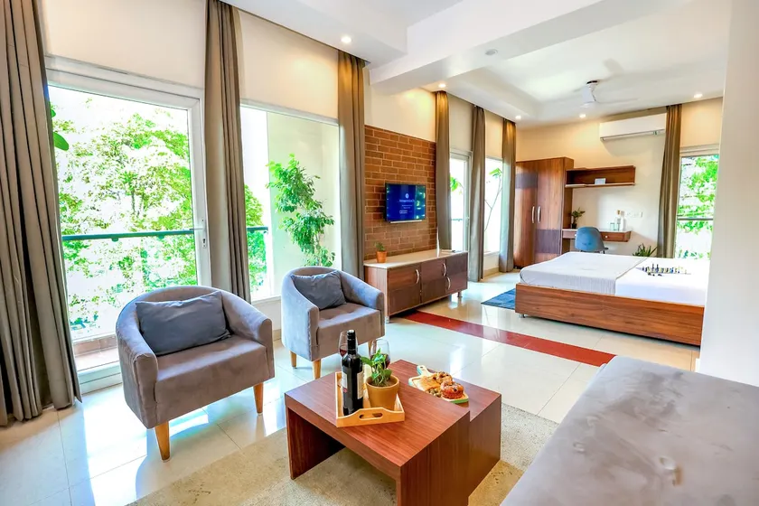 UrbanCove2: 1RK Studio Apt 450Sqft : Gomtinagar - Image 1