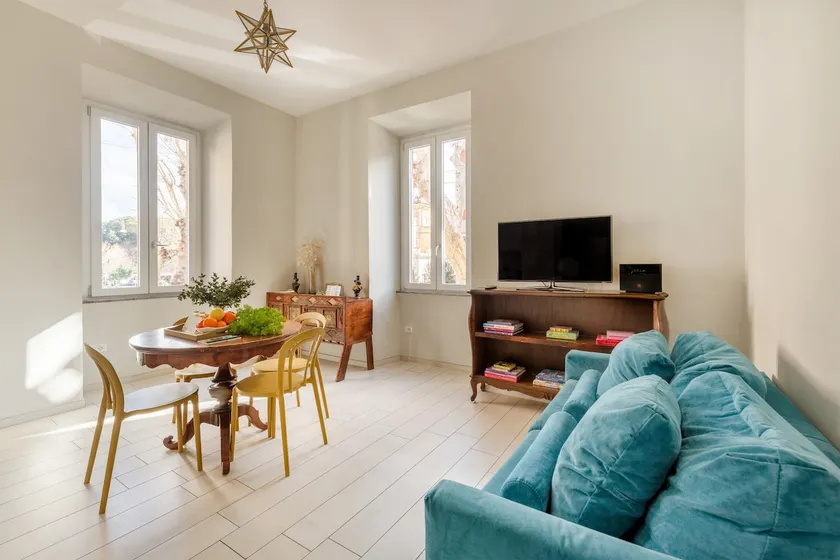 Apartment Verde Roma - Image 1