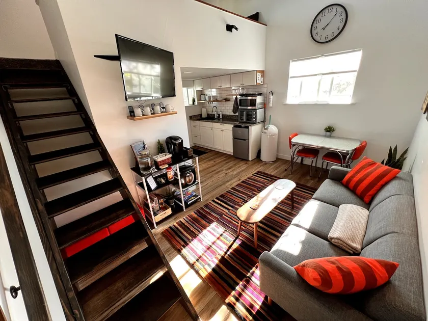 Unique Private Loft with Private Outdoor Deck - Image 1