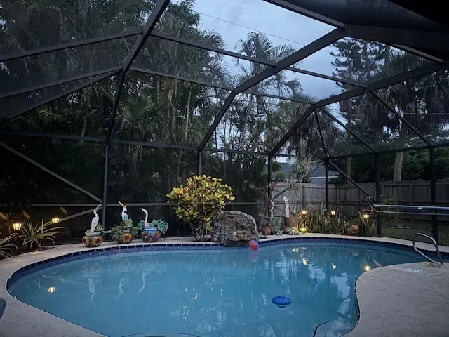 Tropical Pool Retreat - Image 1