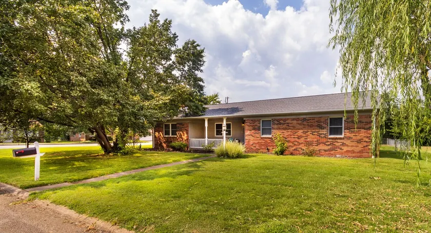 Quiet Newburgh Home, Minutes from Riverfront Walk - Image 1