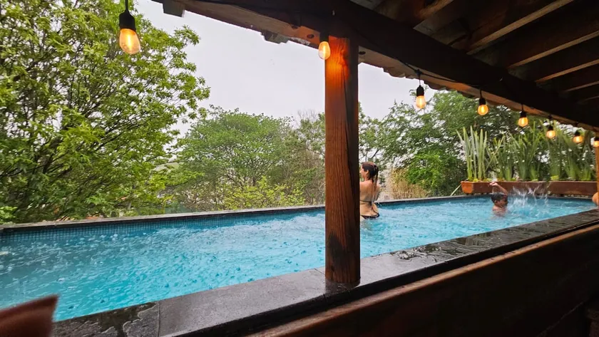 House near Tepoztlán with heated pool - Image 1