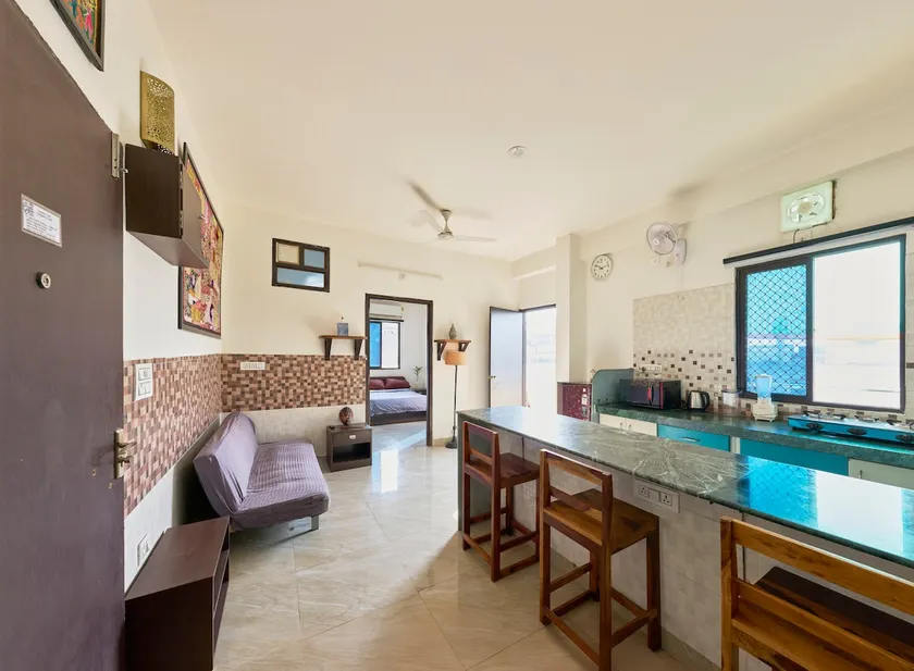 TicAna 2 bedroom living & Kitchen with lake view garden rooftop - Image 1