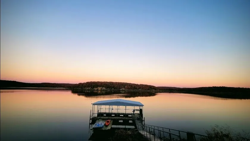 Arrowhead Lakehouse on Outlook - Image 1