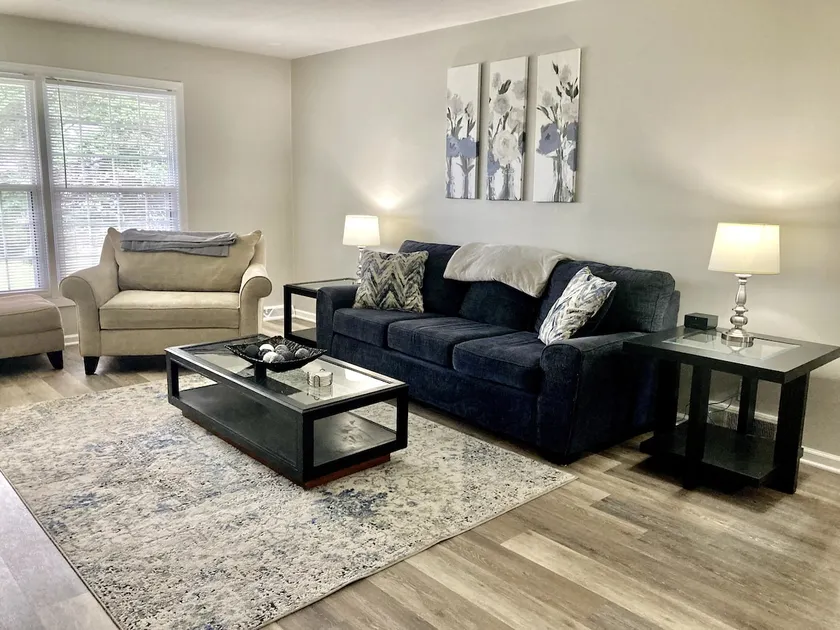 Cozy & Clean 2BR-2 FB Condo Home Away from Home! - Image 1