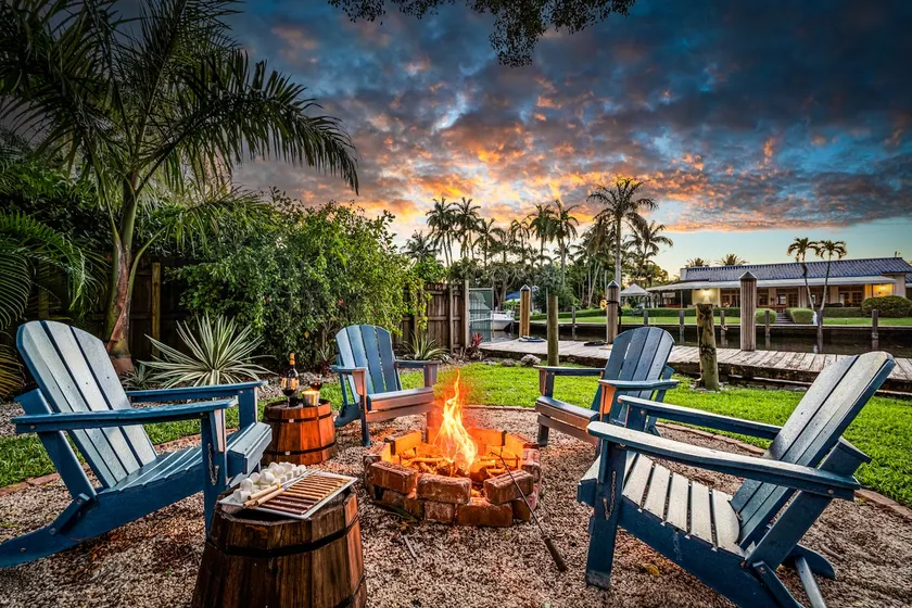 Tropical Waterfront Home - Pet Friendly & Heated Pool - Image 1