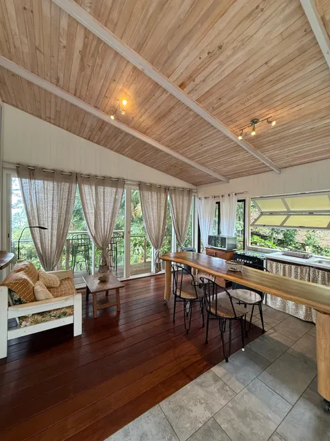 Charming bungalow with sea view Punaauia - Image 1